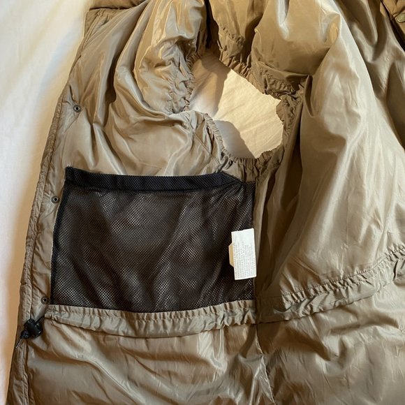 Eddie Bauer Goose Down Puffer Vest XL tan - Picture 6 of 10
